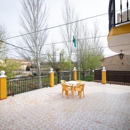 Posada El Arriero Torrejón el Rubio Extérieur photo